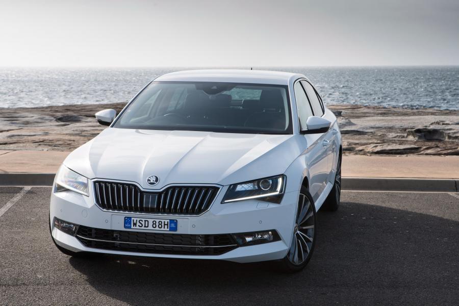  Skoda Superb 4x4 2016 года  (AU) (фото 13 из 18)